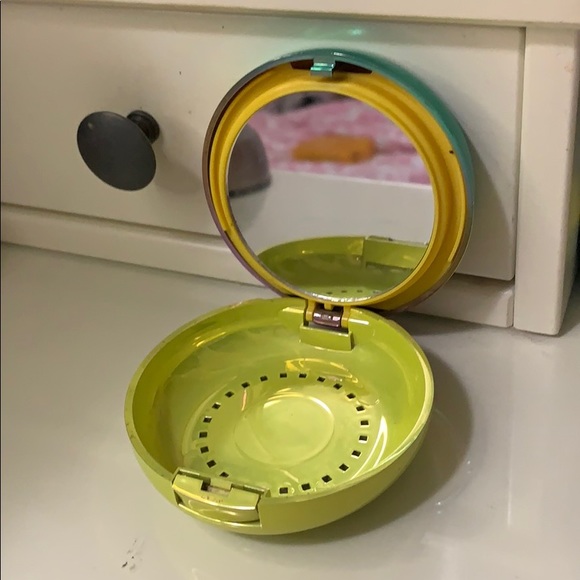 Physicians Formula Butter Bronzer - Picture 3 of 3